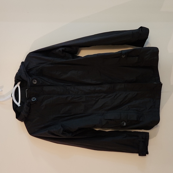 NorthFace Lighweight Jacket - Picture 5 of 5